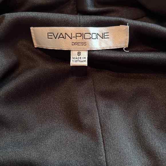 NWT Evan Picone short sleeved black dress gathered waist flared skirt 8 A273 - Picture 3 of 4